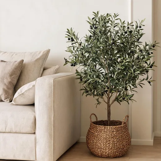 Artificial olive tree